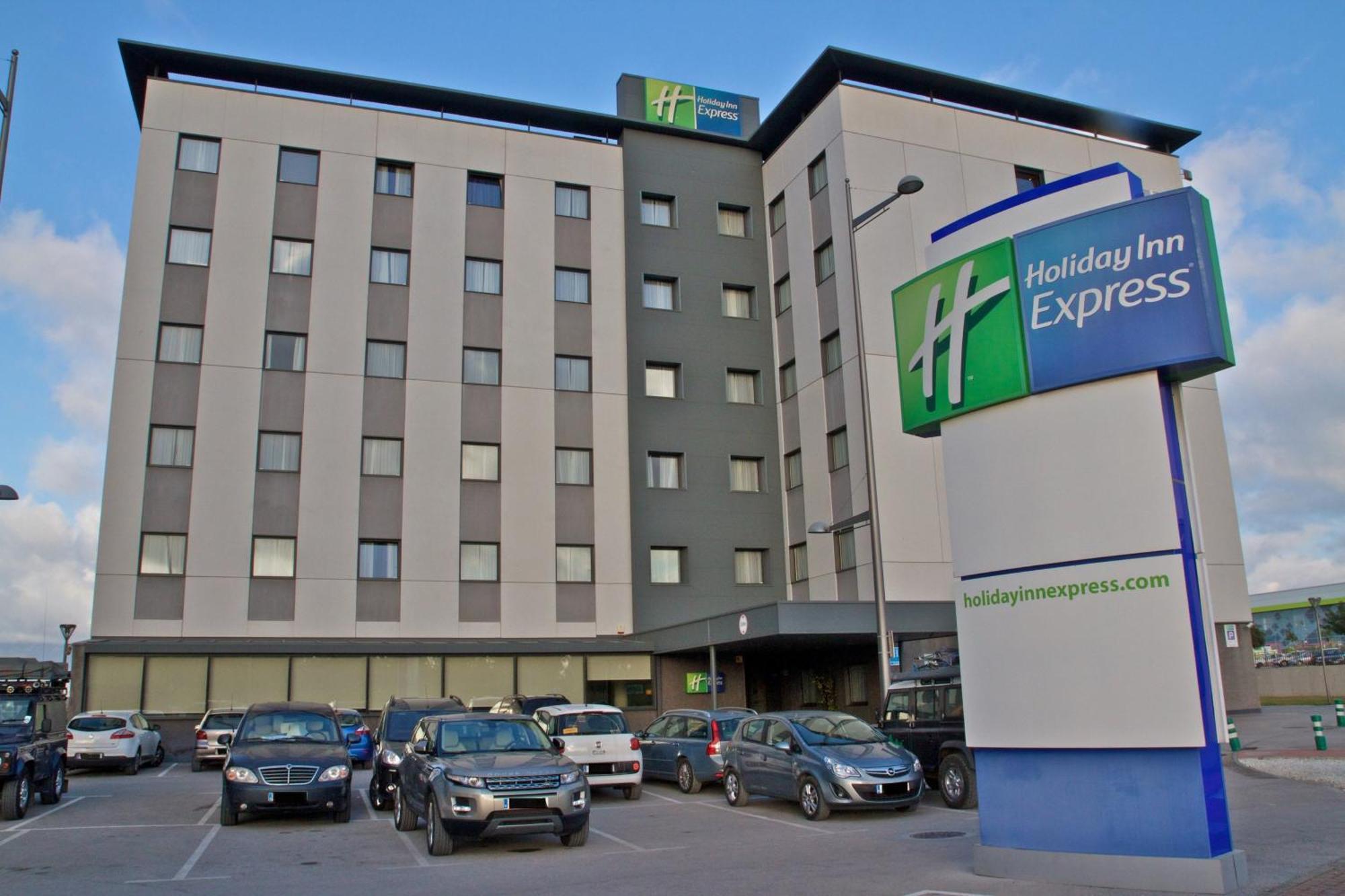Holiday Inn Express Campo de Gibraltar-Barrios, an IHG Hotel Los Barrios Exterior foto