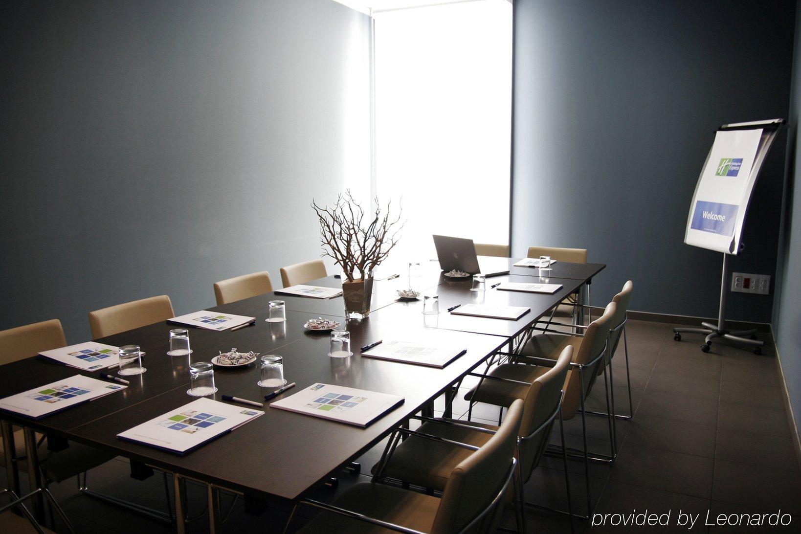 Holiday Inn Express Campo de Gibraltar-Barrios, an IHG Hotel Los Barrios Facilidades foto