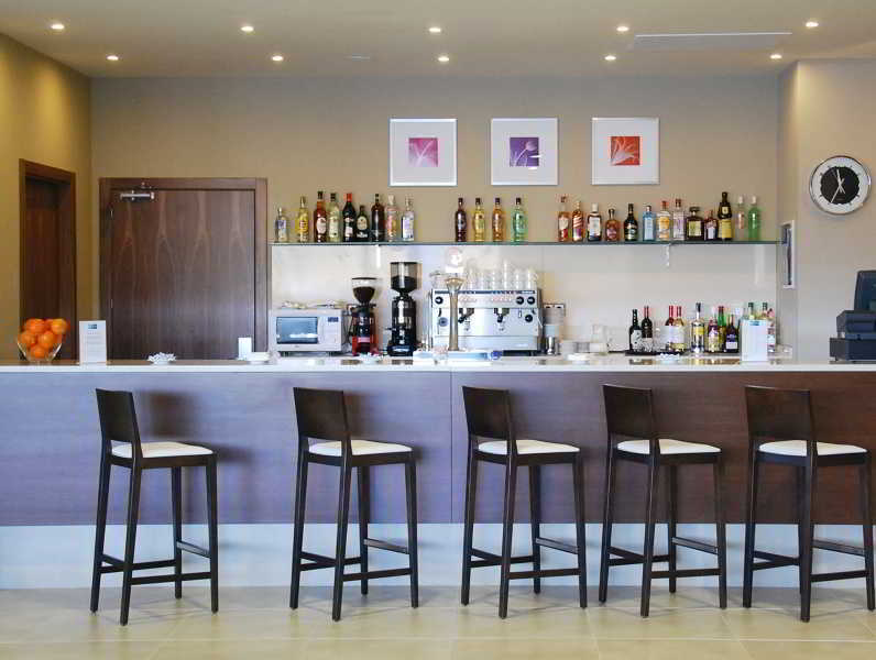 Holiday Inn Express Campo de Gibraltar-Barrios, an IHG Hotel Los Barrios Exterior foto